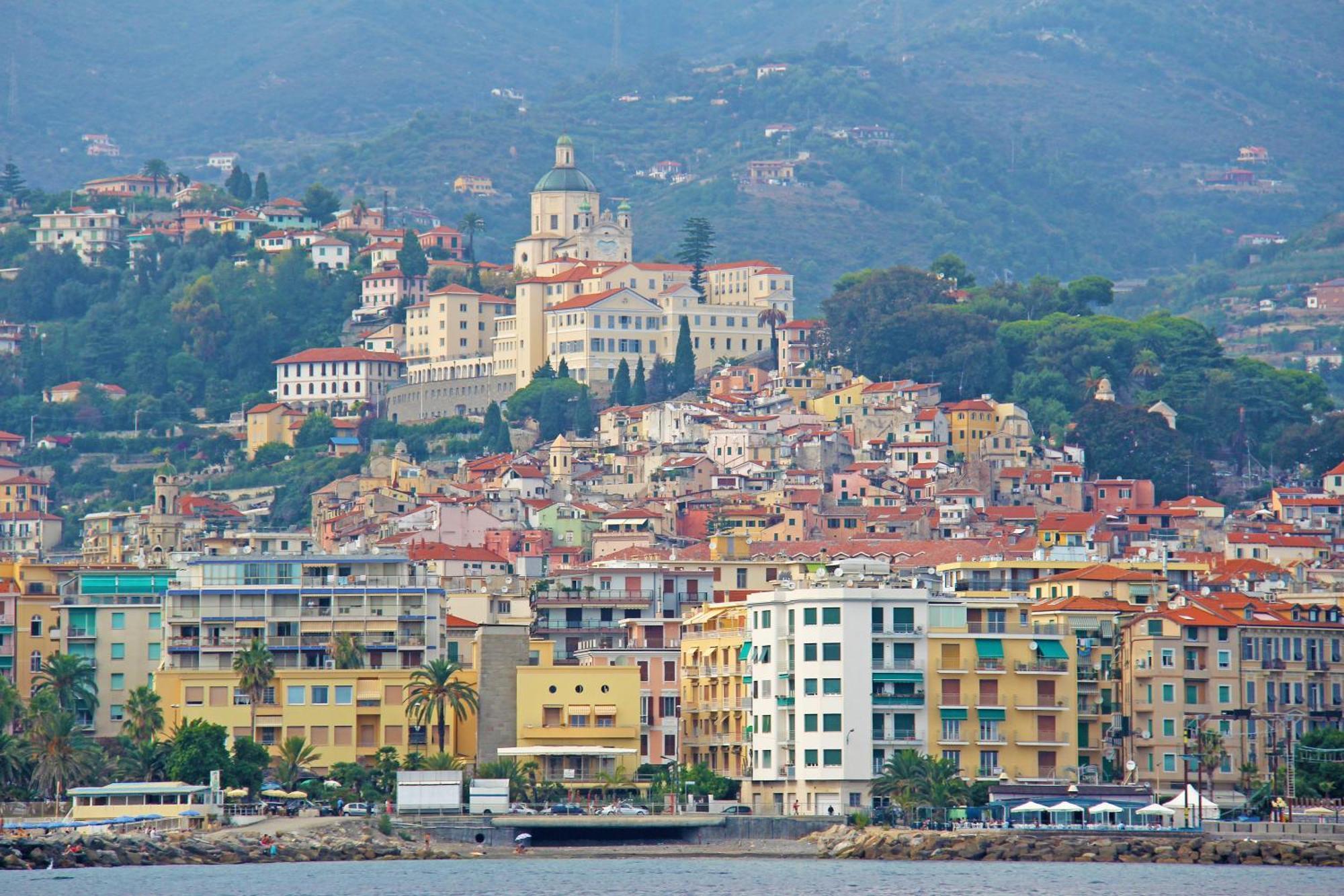 Heroes Apartment Sanremo Centro - Happy Rentals エクステリア 写真